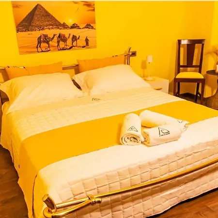 A Casa Di Cheope Bed & Breakfast 3*